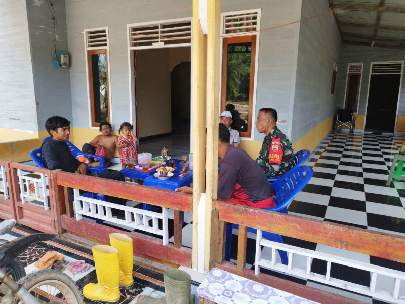 Komsos Untuk Mengantisipasi Karhutla Oleh Serda Miftah