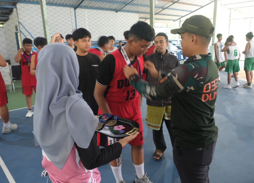 Dandim 0320/Dumai Hadiri Penutupan Kejurkot Bola Basket 2024 di Bukit Datuk