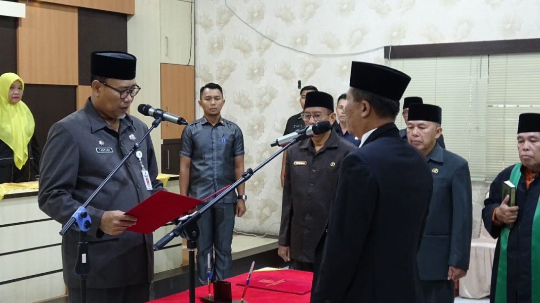 Sekda Inhil Lantik 6 Pejabat Administrator