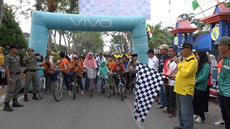 Milad Ke-54 Inhil, Wakil Bupati Melepas Peserta Funbike