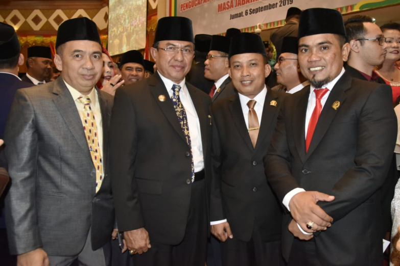 Bupati Inhil Hadiri Pelantikan dan Pengambilan Sumpah Anggota DPRD Riau Periode 2019-2024