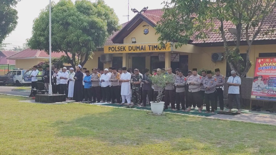 Mengetuk Pintu Langit, Polsek Dumai Timur Gelar Sholat Istisqa Untuk Redam Karhutla Berharap Hujan