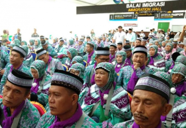 Sebanyak 182 JCH Dumai Diberangkatkan Menuju Embarkasi Batam