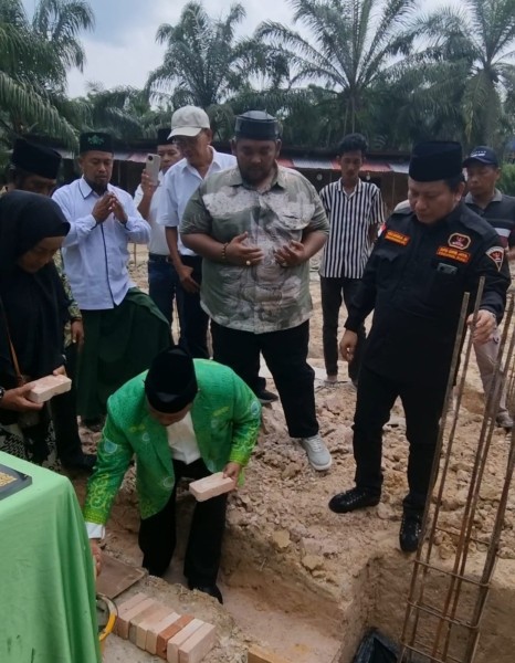 Peletakan Batu Pertama Masjid Ali Rahmad, Ketua MUI Ajak Umat Bersatu