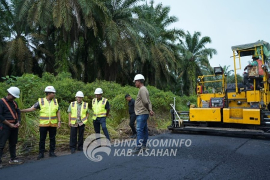 Wakil Bupati Asahan Meninjau Peningkatan Infrastruktur Jalan    