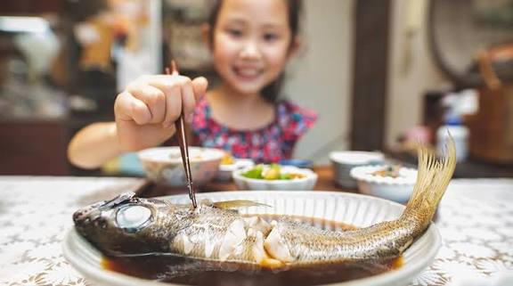 Pemko Dumai Gencarkan Sosialisasi Gemar Makan Ikan