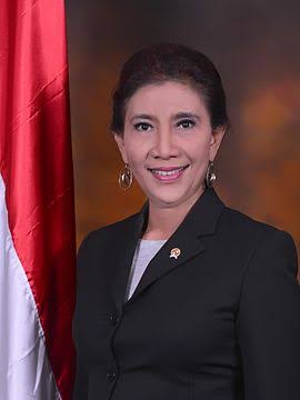 Menteri Susi akan  Tenggelamkan 30 Kapal Pencuri Ikan