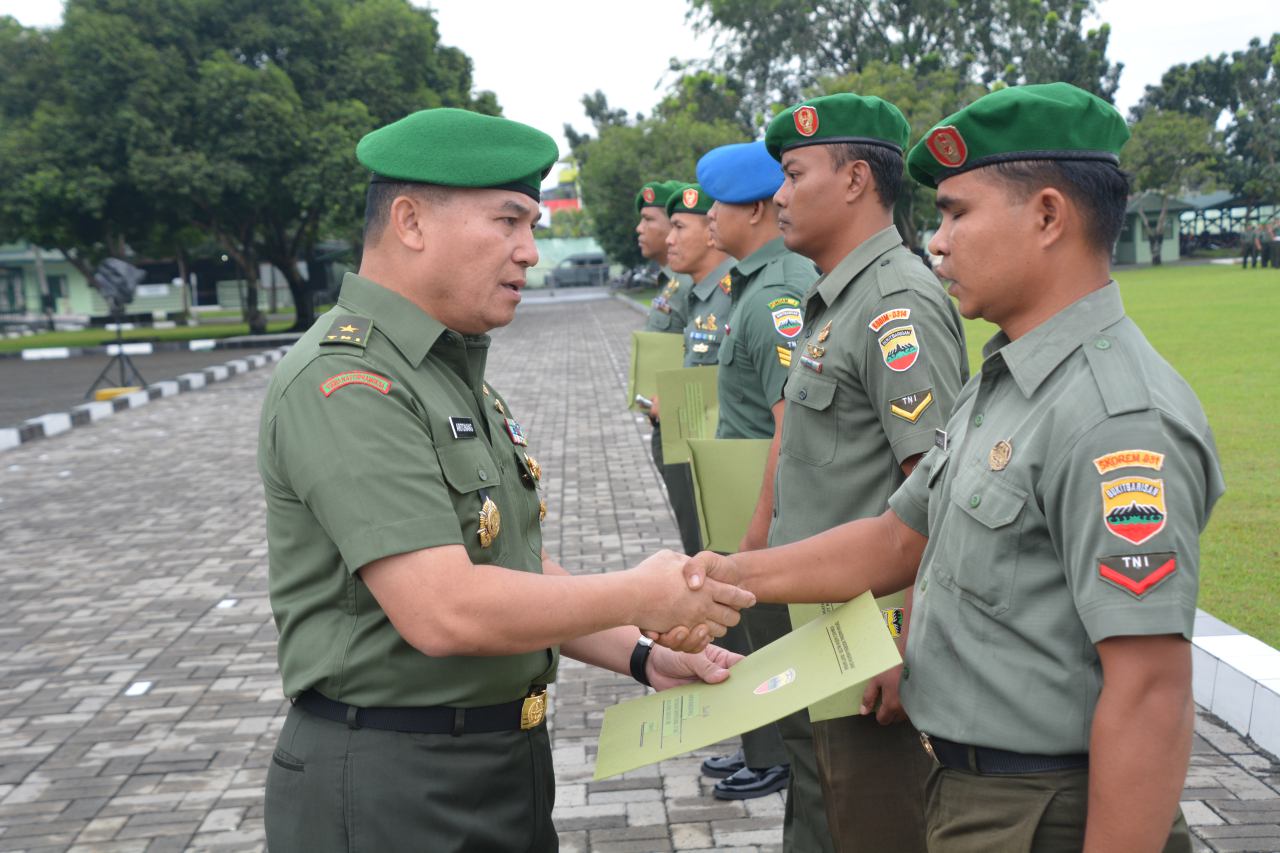 Personil Kodim 0314/Inhil Terima Penghargaan dari Pangdam I/BB di Medan