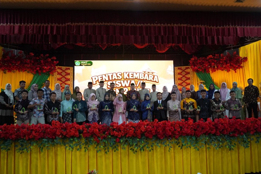 Bupati Herman Tekankan Pentingnya Pendidikan