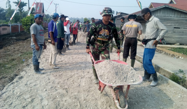 Ini Cara Satgas TMMD ke-106 dalam Proses Pekerjaannya Supaya Tahan Lama