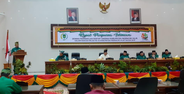 Rapat Paripurna Istimewa Milad Ke-54, Bupati Paparkan Capaian Pemkab Inhil dan Resolusi Daerah