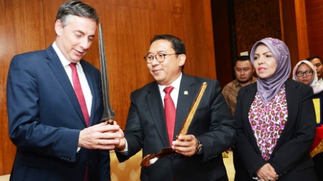 Menerima Delegasi Parlemen UE, DPR RI - Uni Eropa Bahas Perkembangan Kerja Sama