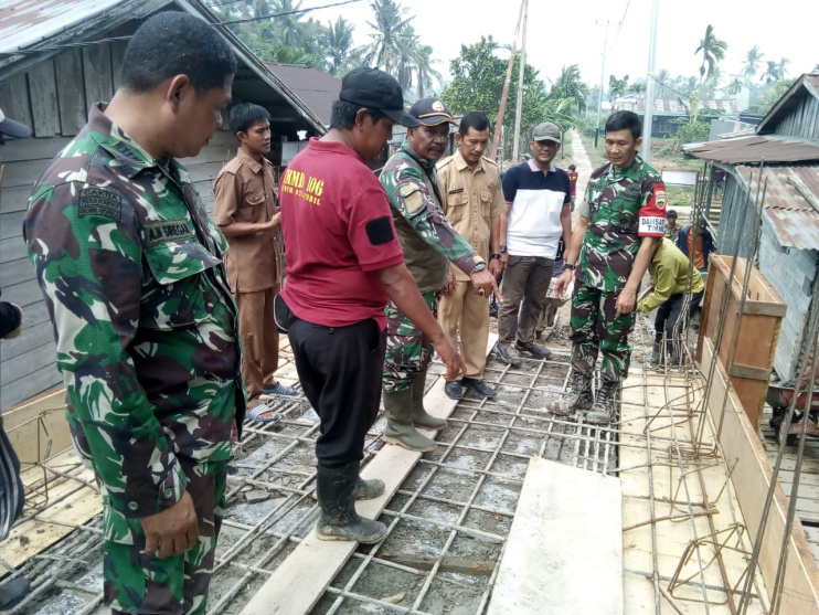 Dandim 0314/Inhil Tinjau Sasaran TMMD ke-106