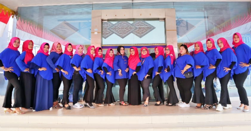 Sanggar Senam Line Dance SK Turut Meriahkan Parade Seni Inhil