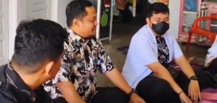 Camat Kota Kisaran Timur Kabupaten Asahan Didampingi Lurah Selawan