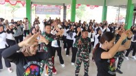TMMD 129 Bojonegoro: TNI dan Warga Kesongo Menyatu dalam Irama Line Dance