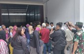Pasar Murah Mandiri TMMD 129 Bojonegoro Diserbu Warga, Telur Program Gayatri Dijual Rp20 Ribu per Kilogram