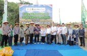 Polres Dumai Dukung Ketahanan Pangan, Panen Jagung Pipil Bersama Poktan Tuah Brata Pangan