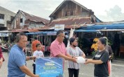 Pelindo Regional 1 Pekanbaru Berbagi Takjil Gratis