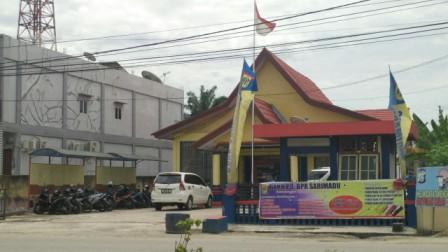 Warga Ujungbatu, Rohul Laporkan Bank Sarimadu ke Polisi