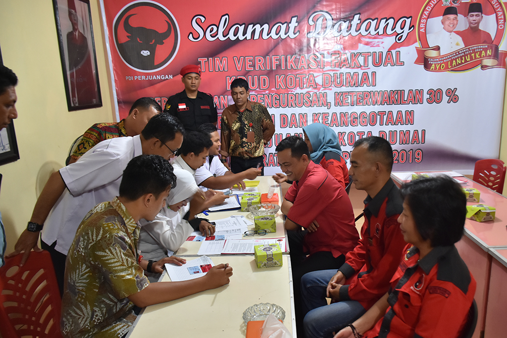 KPU Kota Dumai didampingi Panwaslu Verifikasi DPC PDI Perjuangan Kota Dumai