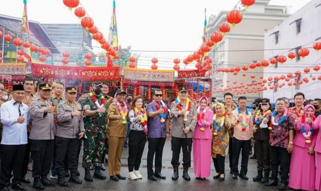 Kapolda Riau Hadir di Perayaan Ki Hu Ong Ya di Bagansiapiapi