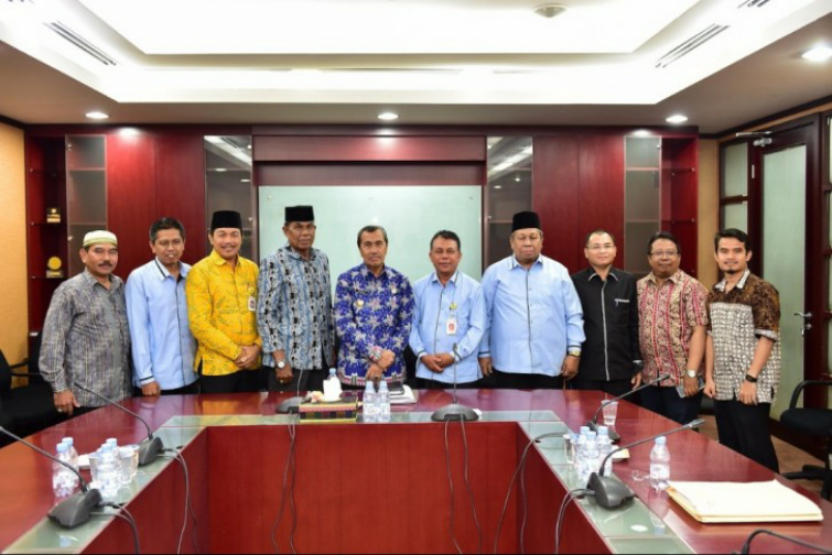 Dewan Pendidikan Temui Gubri, Ternyata Pendidikan di Riau Banyak Masalah
