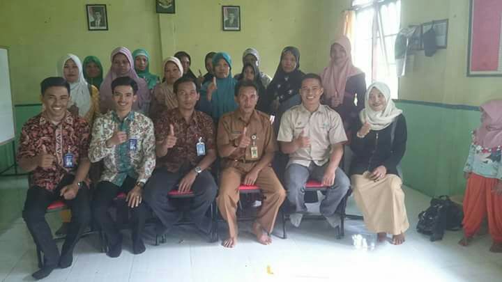 Puluhan KK di Batang Tuaka Inhil Terima Bantuan PKH Kemensos RI