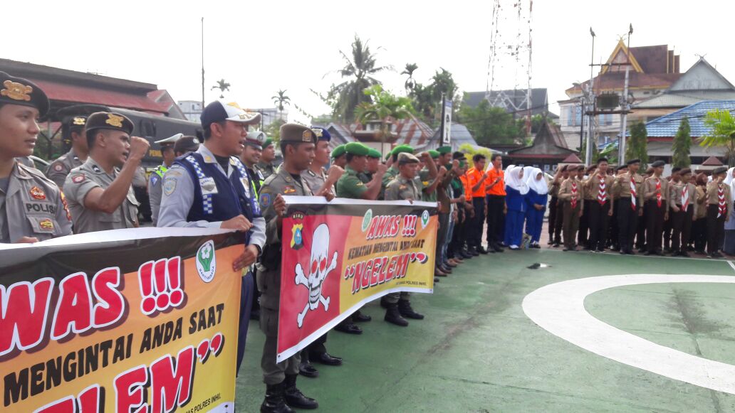 Inhil Ikrarkan Perang Melawan Penyalahgunaan Lem