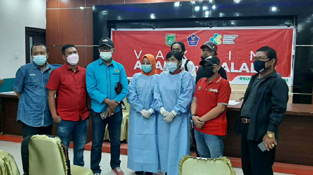 PWI Dumai Lakukan Vaksin Covid-19