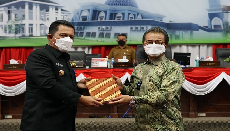 DPRD dan pemprov Teken Nota Kesepakatan Perubahan KUA dan PPAS APBD 2021