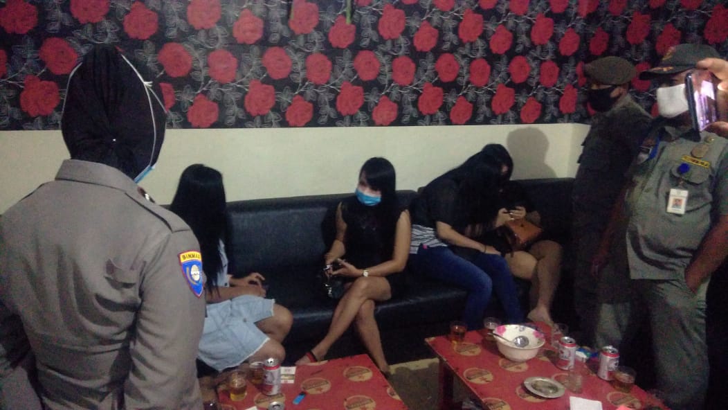 Satpol PP Dumai dan Tim Patroli Gabungan Datangi Tempat Karaoke
