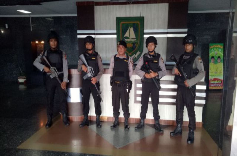 Pemeriksaan Ruang Bupati Bengkalis oleh KPK Hanya Terkait Proyek MY