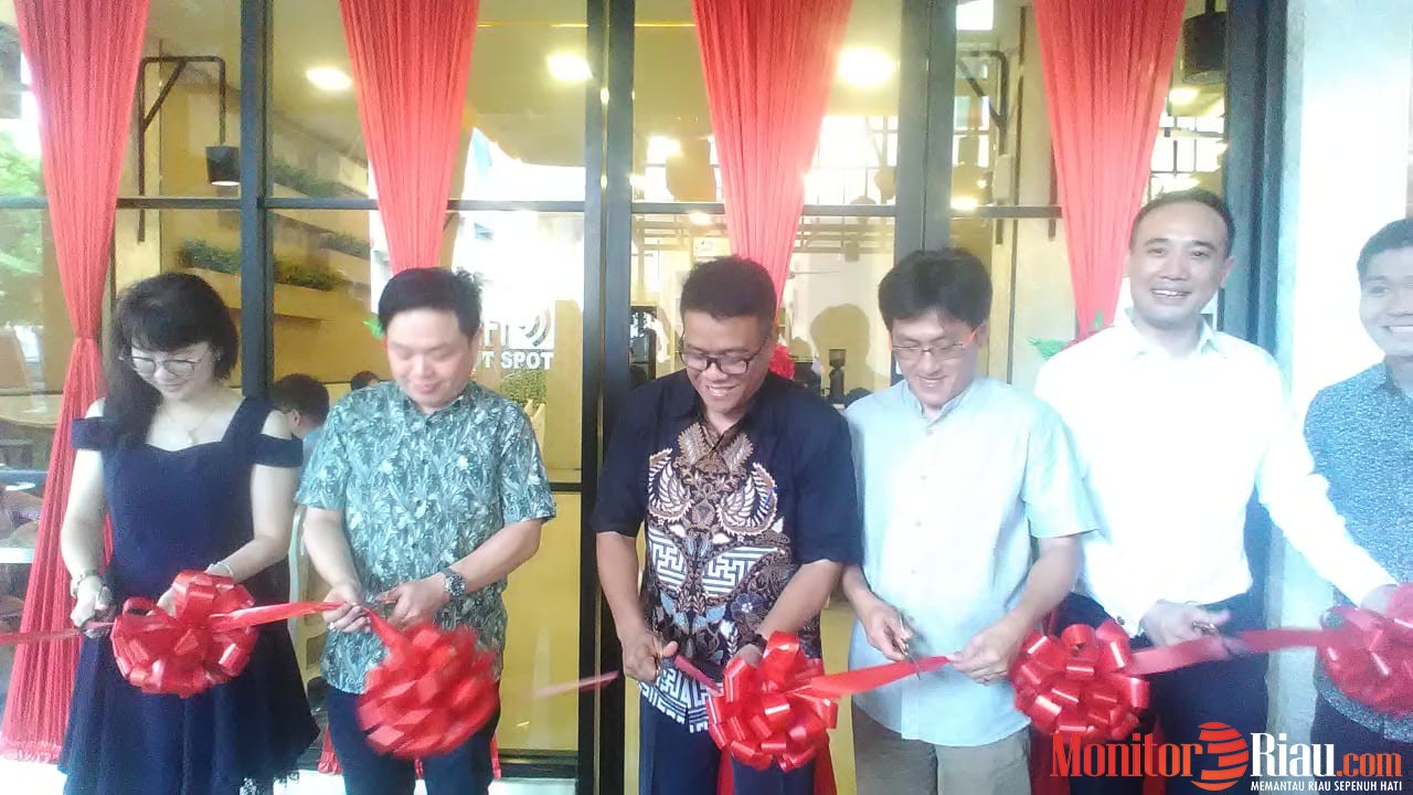 Kadis Pariwisata Batam Hadiri Peresmian Hotel Avava