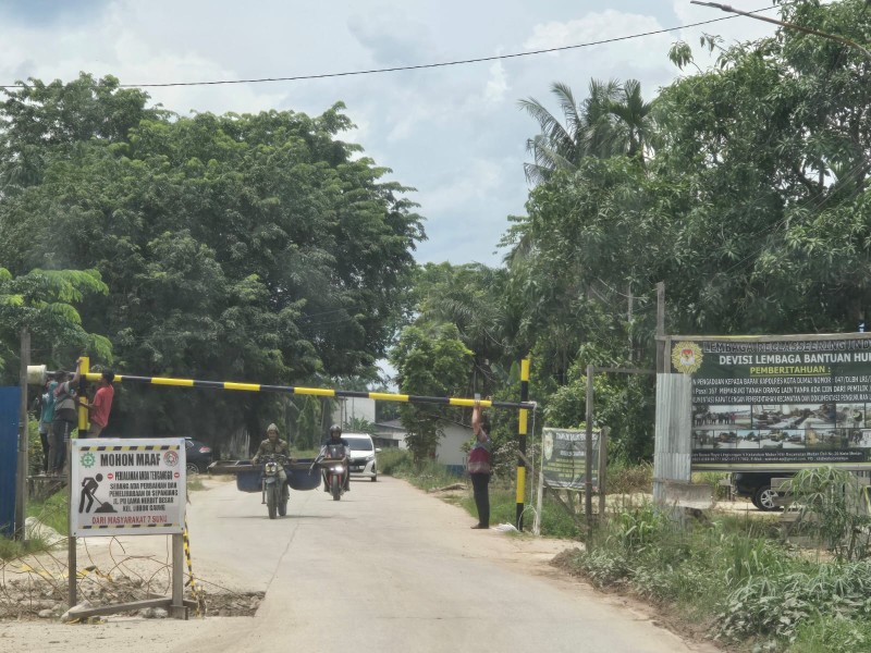Jalan Diportal, Aktivitas Warga Sungai Sembilan Terganggu