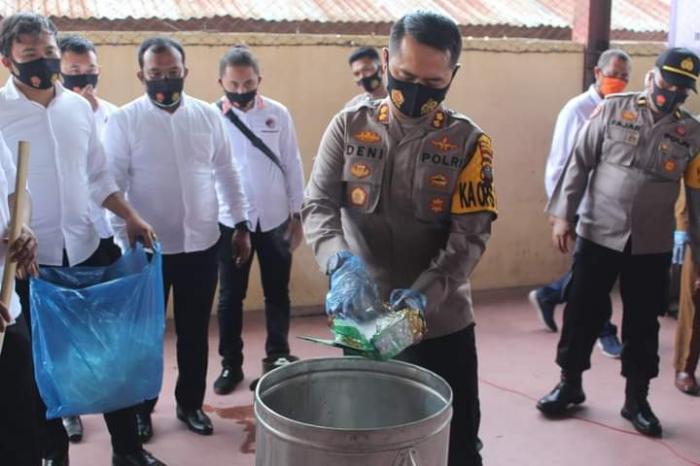 Polres Labuhanbatu Musnahkan 15 KG Sabu dari Jaringan Antar Provinsi
