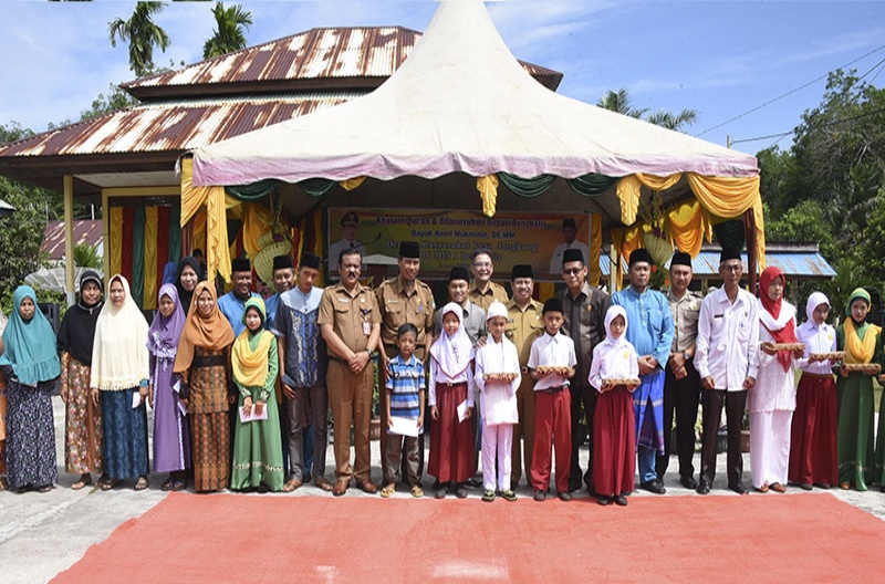 Amril Apresiasi Kegiatan Khatam Alquran MIN 1 Bengkalis