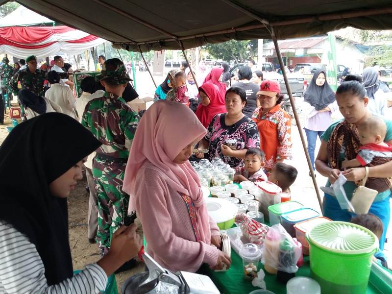 Kodim 0320/Dumai Gelar Pasar Murah pada Penutupan TMMD ke-102