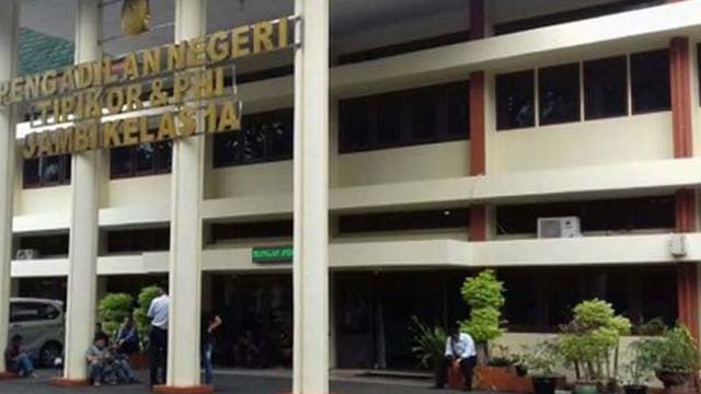 Koruptor di Jambi Dituntut 4 Tahun Penjara dan Dicabut Hak Politik