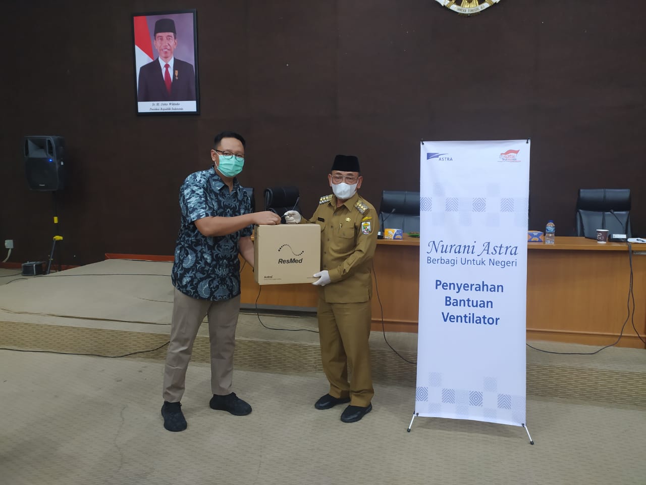 PT Sari Lembah Subur Serahkan Ventilator Untuk Tangani Covid-19 di Kabupaten Pelalawan