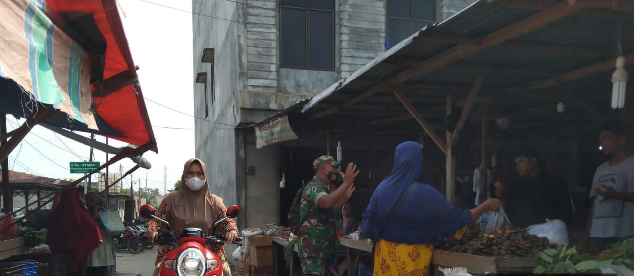 Serda Haramaini Sosialisasi Pencegahan Covid-19 di Pasar Tradisional