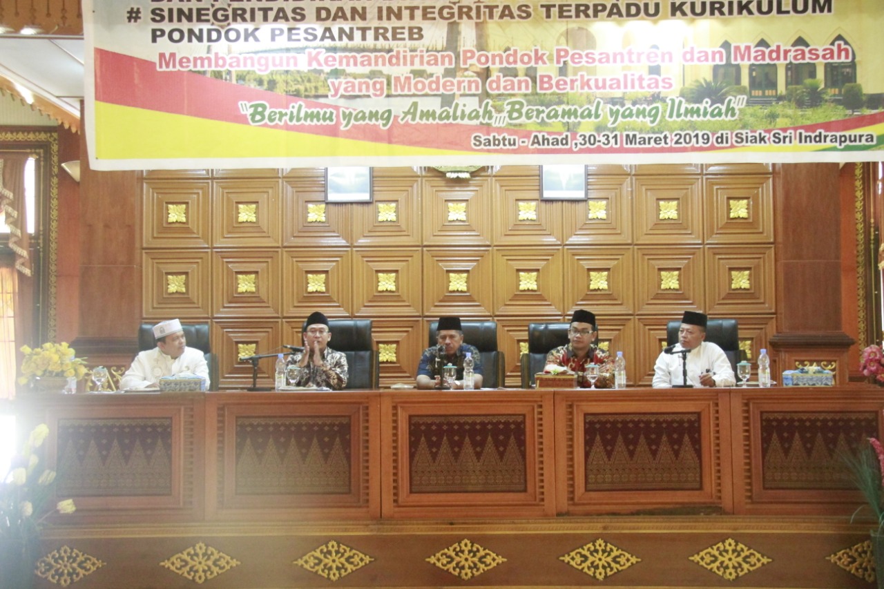 Bupati Siak Sambut Baik Lahirnya UU Pondok Pesantren