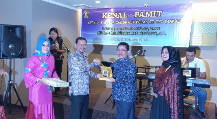 Kantor Imigrasi Kelas II TPI Dumai Gelar Kenal - Pamit Kepala Kantor