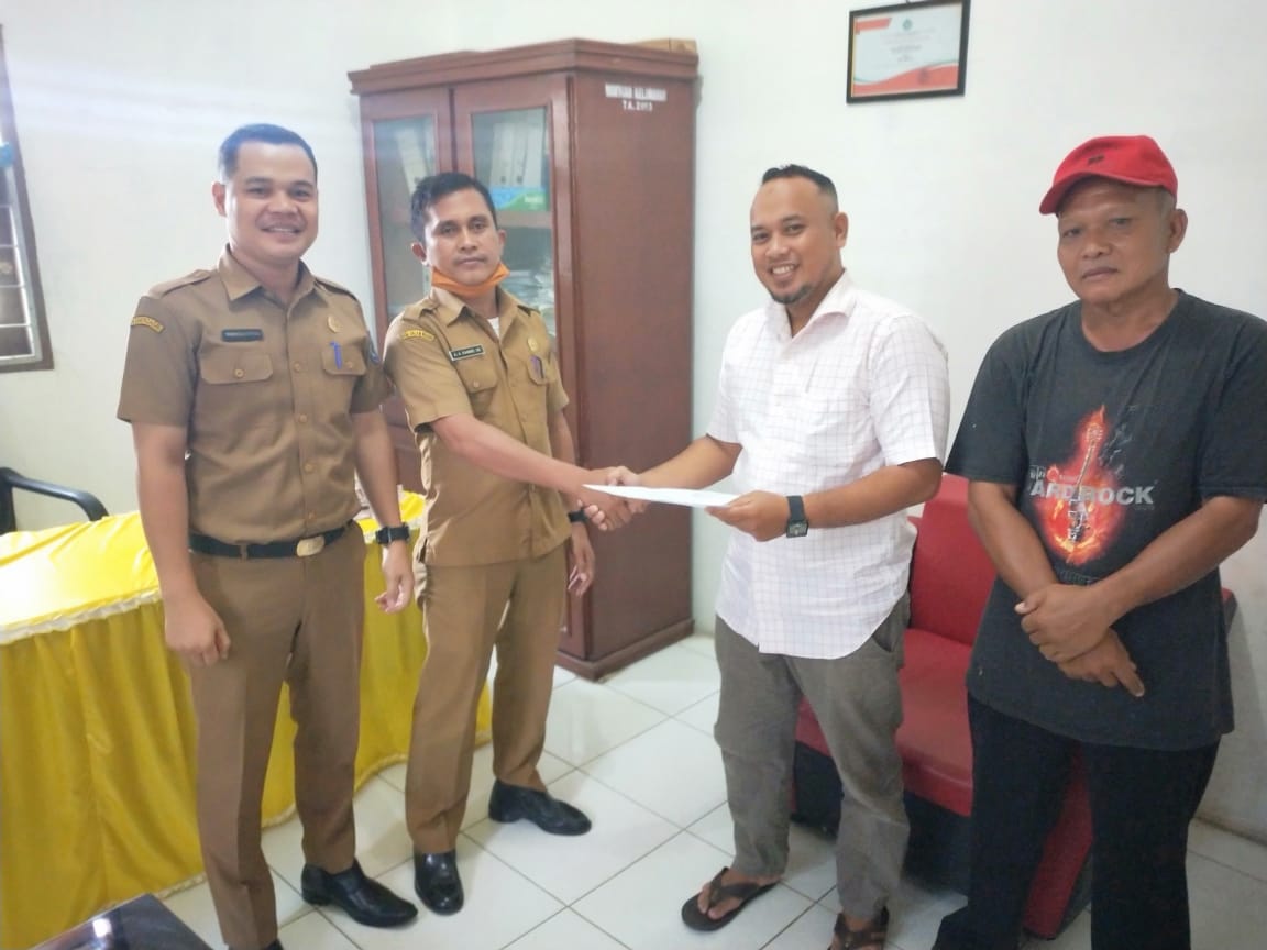 Lurah Padang Matinggi Serahkan SK Kepala Lingkungan Dahlia
