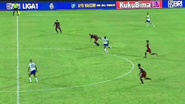 Kontroversi Borneo Vs Persib: Benarkah David da Silva Offside?