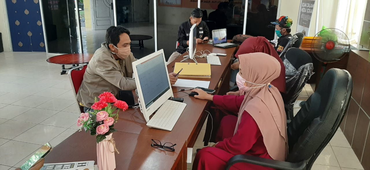 Abdullah Apresiasi Media Center Covid-19