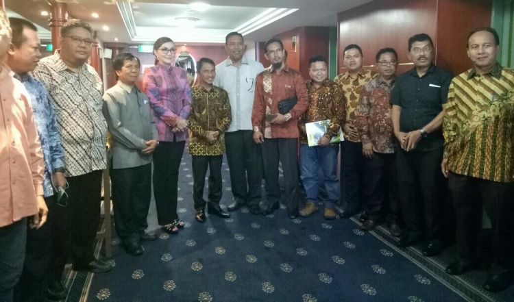Inhil Tergabung Koalisi Pemkab Pemerhati Kelapa