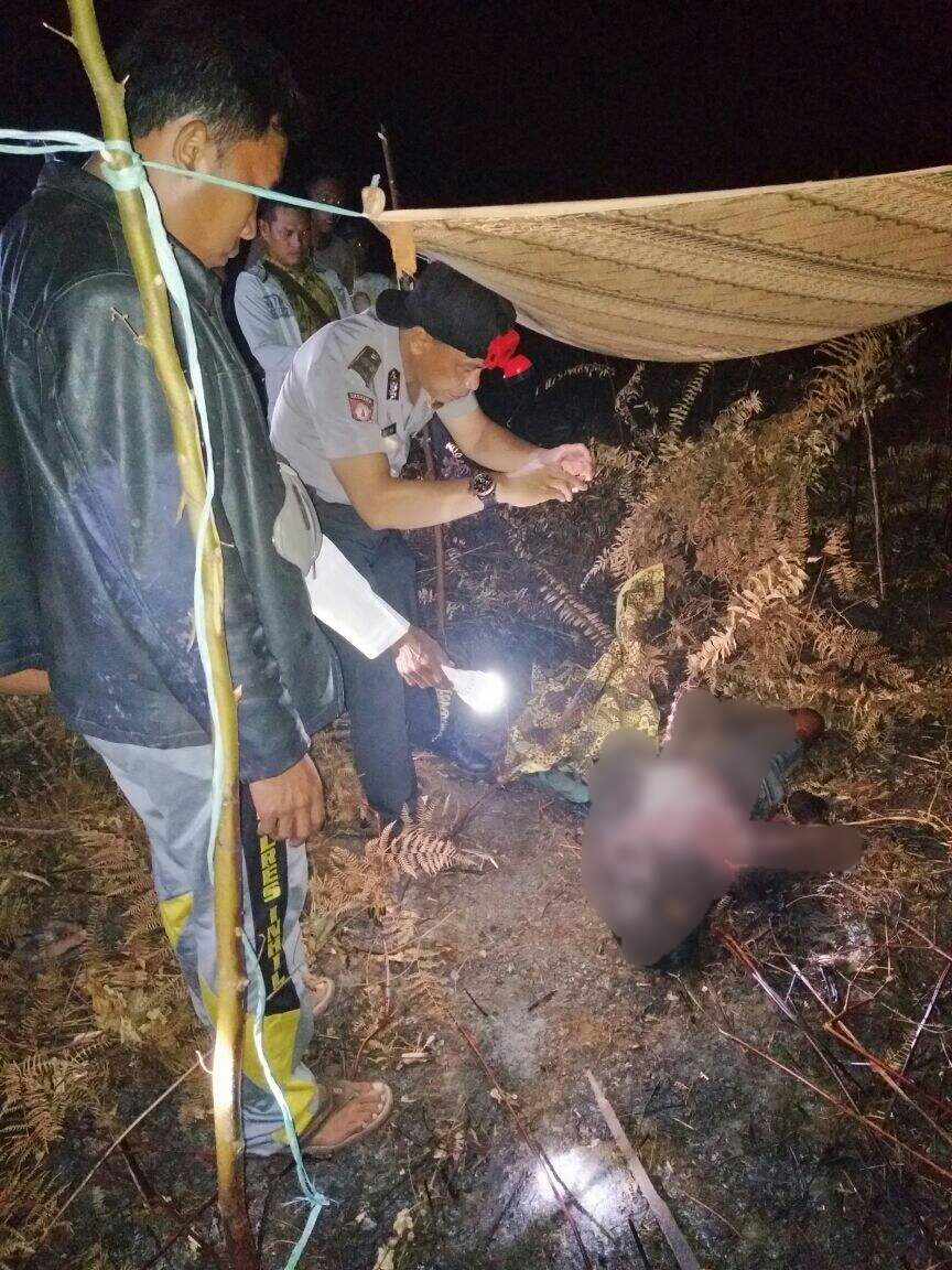 Sepekan Tak Kunjung Pulang, Kakek Usia Renta Ini Ternyata Terbakar di Kebun