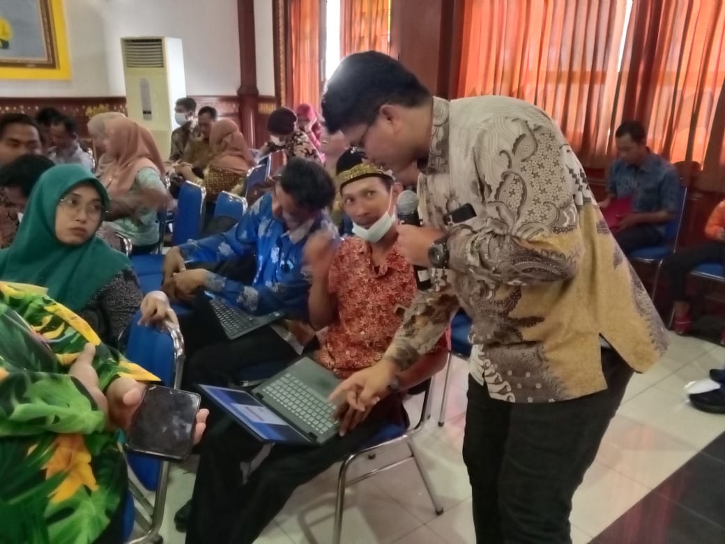 Pemkab Siak Taja Bimtek Admin Aplikasi Smart Kampung 