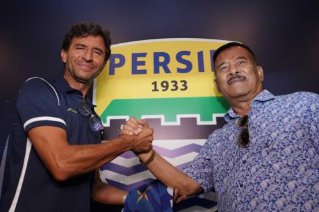 Ini Permintaan Luis Milla agar Persib Bandung Jadi Lebih Baik